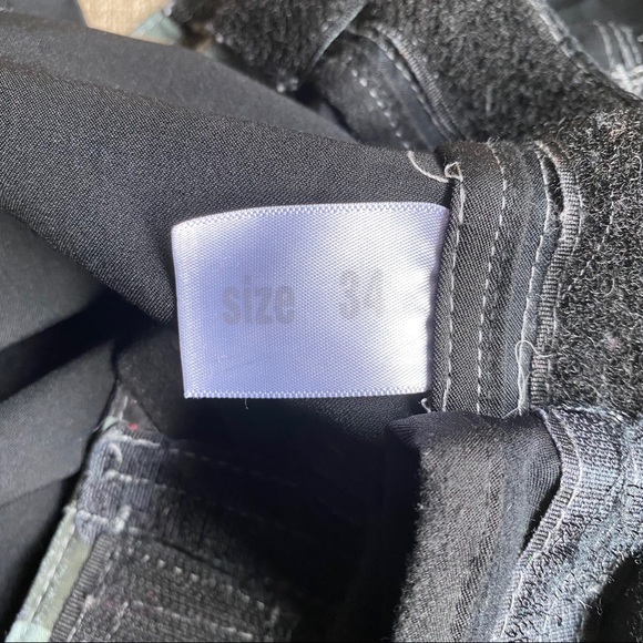 2 pairs โข Kickboxing Shorts - Picture 7 of 14